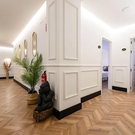 Boutique Maison Only